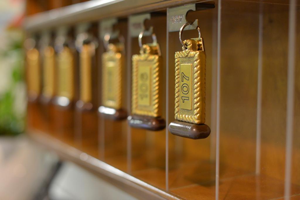 Hotel Marselli Римини Экстерьер фото